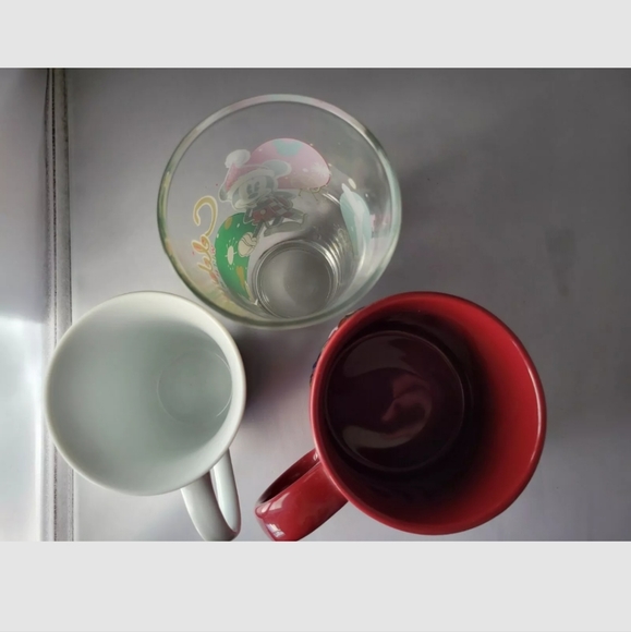 Lot/Bundle of 3 Disney Friends, Mickey, Minnie, Goofy, Donald, Daisy Mug and Cup - Picture 7 of 11